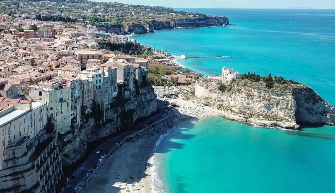 Spiagge: Tropea è la spiaggia più bella d’Europa e la quarta nel mondo